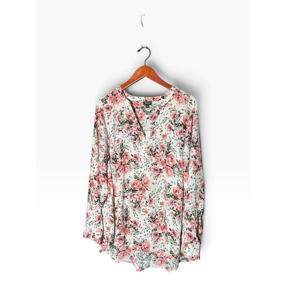 Torrid Floral V-Neck Blouse Womens 2X Plus Size White Pink Rose Long Sleeve Top